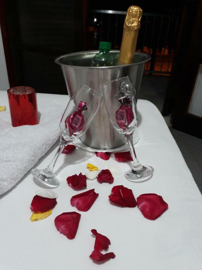 Pousada Vina Del Mar Itanhaém エクステリア 写真